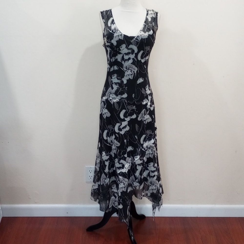 Komarov Sleeveless Asymmetrical Hem Chiffon Midi Dress Onyx Vine Black White - M